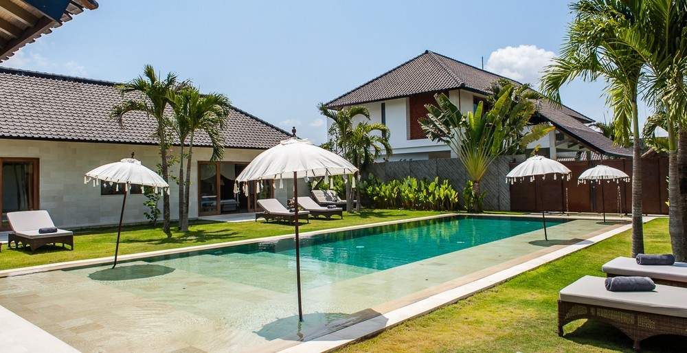 Rent villa Rowena, Indonesia, Bali, Seminjak | Villacarte