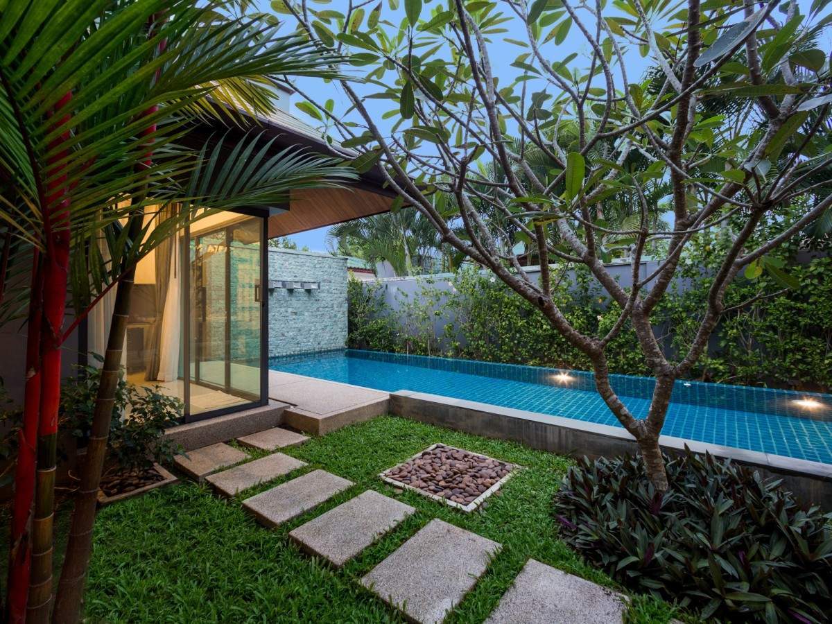 Rent villa Kokyang Hahana, Thailand, Phuket, Nai Harn | Villacarte