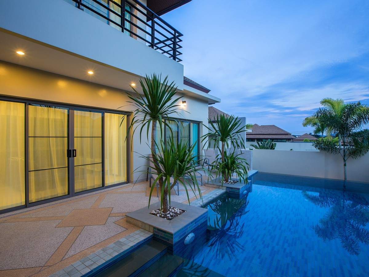 Rent villa Sipura, Thailand, Phuket, Nai Harn | Villacarte