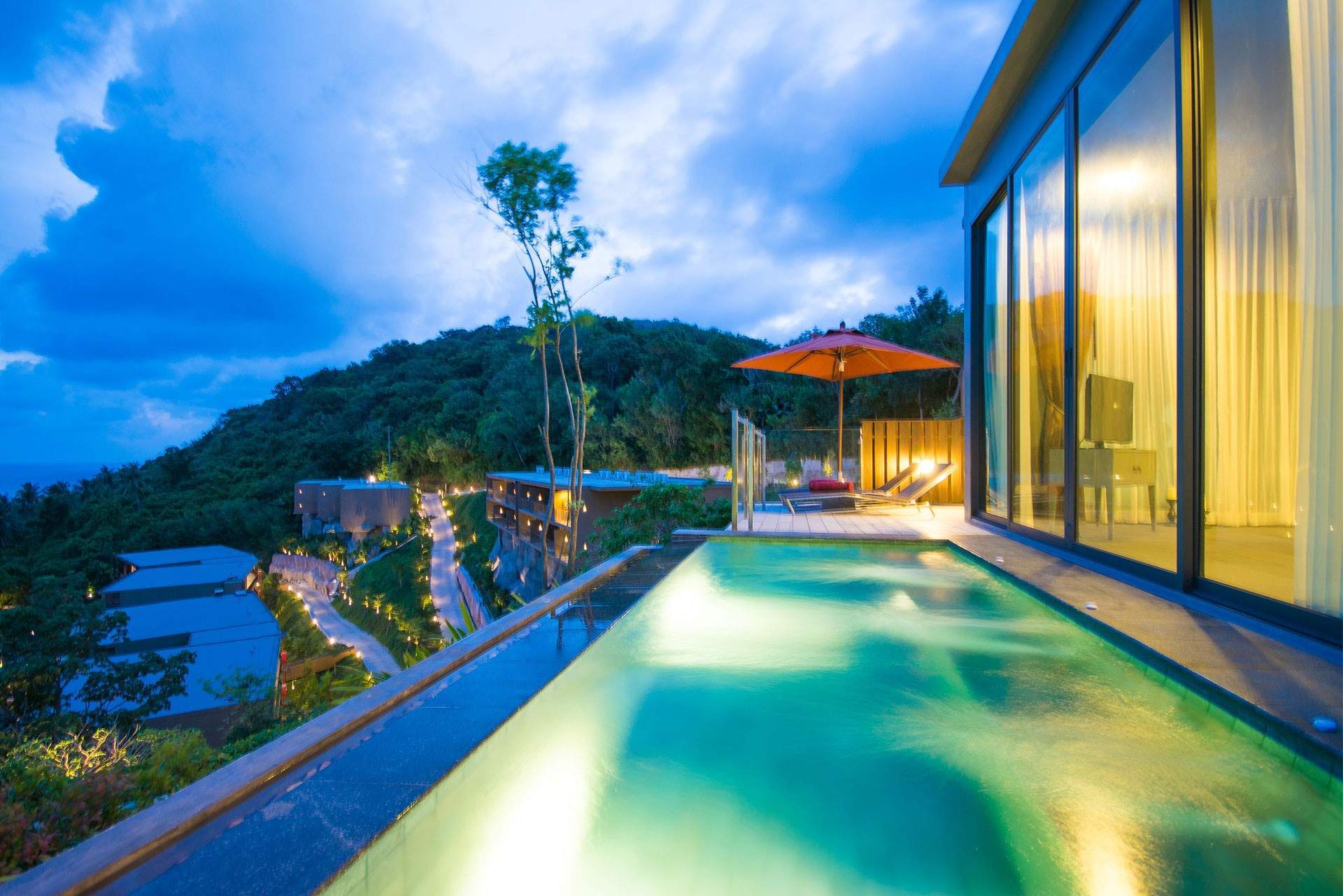 Rent villa Corinna, Thailand, Phuket, Nai Harn | Villacarte