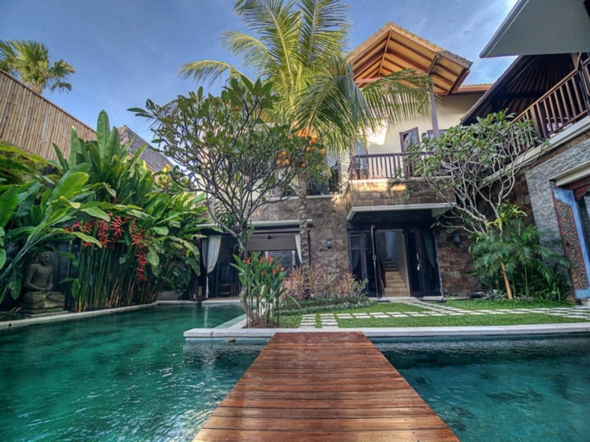 Rent villa Augusta, Indonesia, Bali, Seminjak | Villacarte
