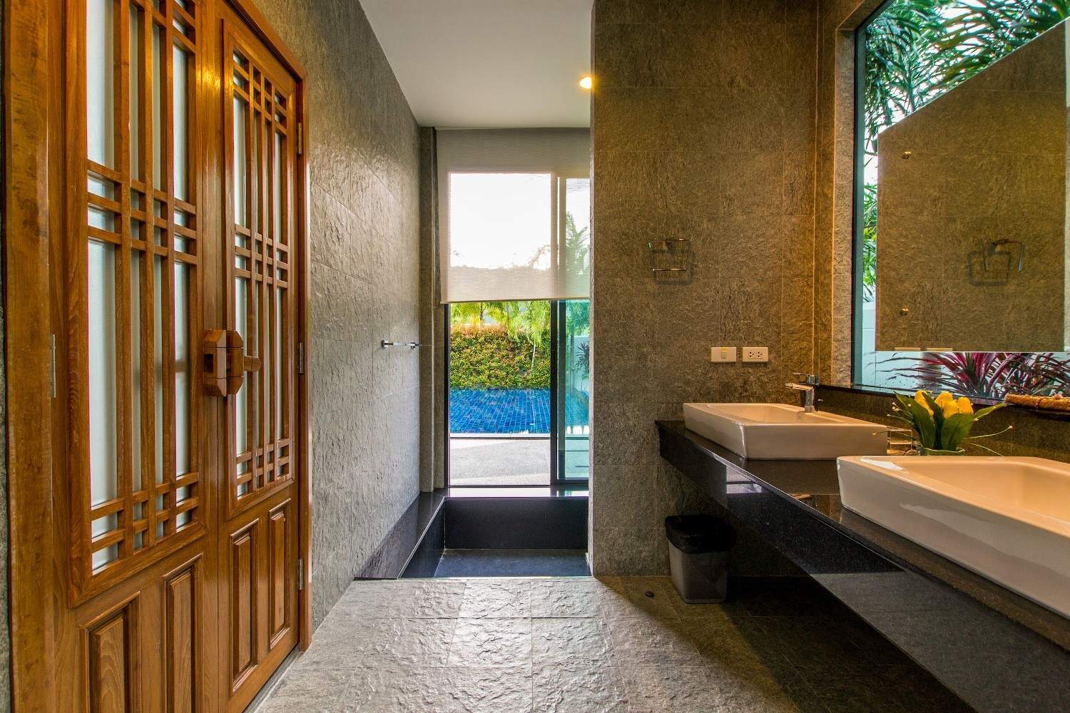 Rent villa Baan-Boondharik I villa Thale, Thailand, Phuket, Nai Harn | Villacarte