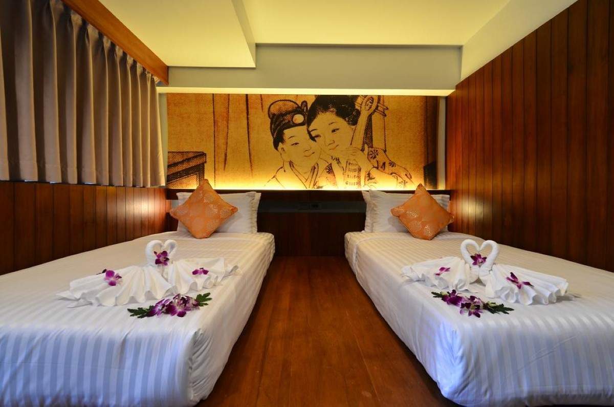 Hotel for Sale Andromeda, Thailand, Phuket, Kata | Villacarte