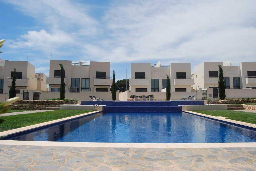 Продажа недвижимости  GARDENS DE MONTESOLANA - 2 BEDROOMS APARTMENT , Испания, Коста Бланка, Ориуэла Коста | Villacarte