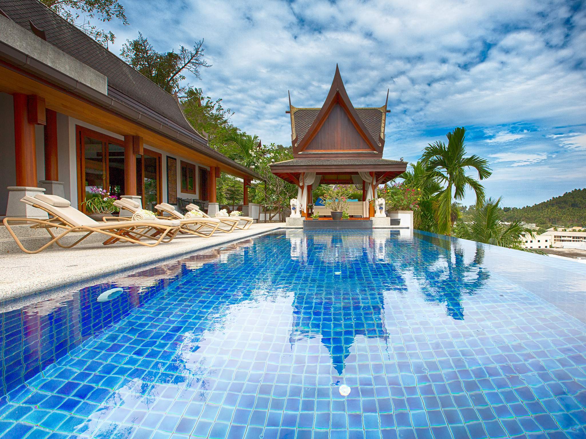 Rent villa Baan Surin Sawan, Thailand, Phuket, Surin | Villacarte