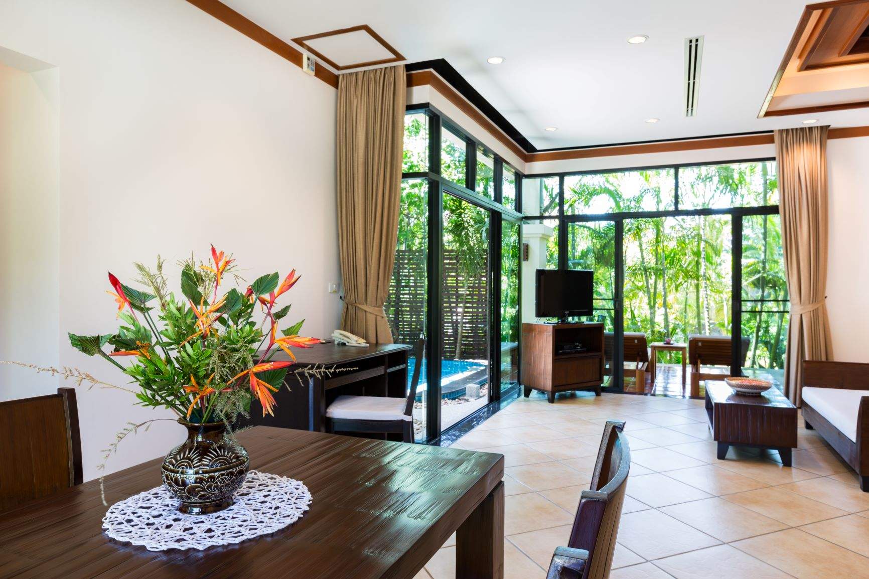 Rent villa PTR 13, Thailand, Phuket, Nai Harn | Villacarte