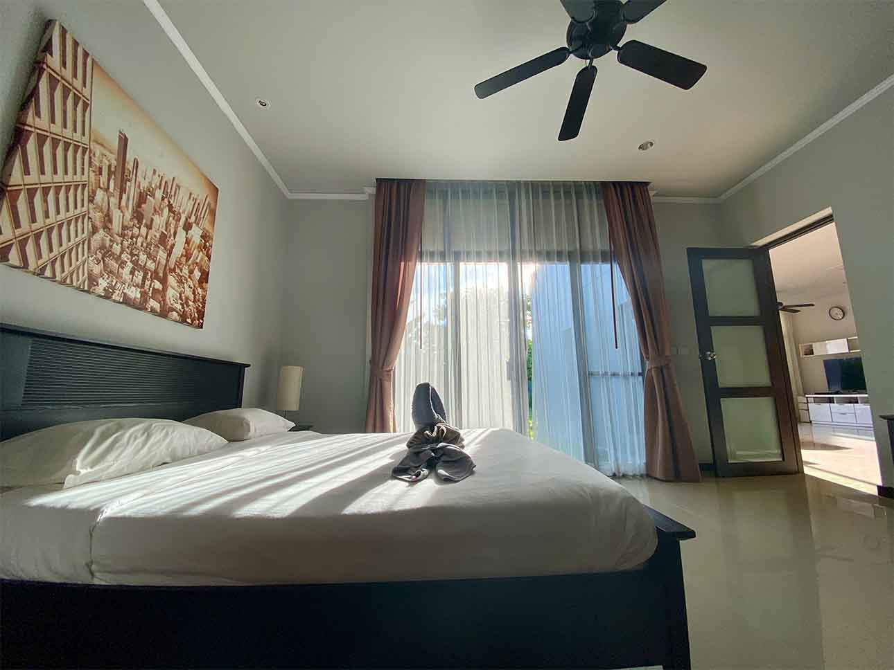 Rent villa Phoenix, Thailand, Phuket, Nai Harn | Villacarte