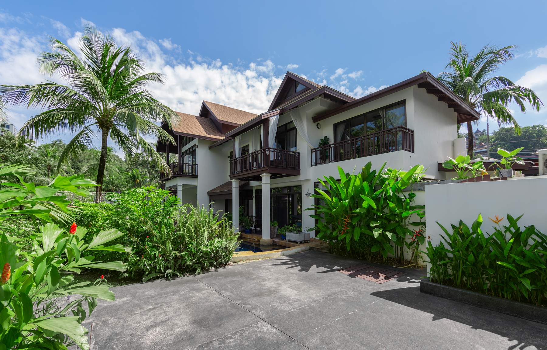 Продажа недвижимости Surin Springs, Таиланд, Пхукет, Сурин | Villacarte