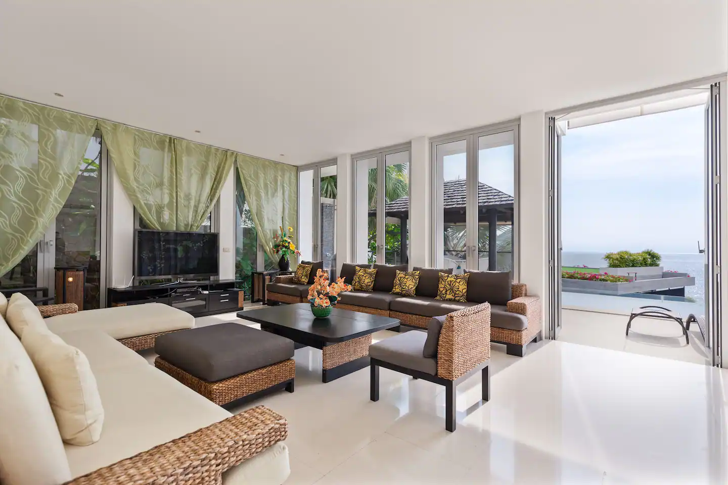 Rent villa Surin Heights, Thailand, Phuket, Surin | Villacarte