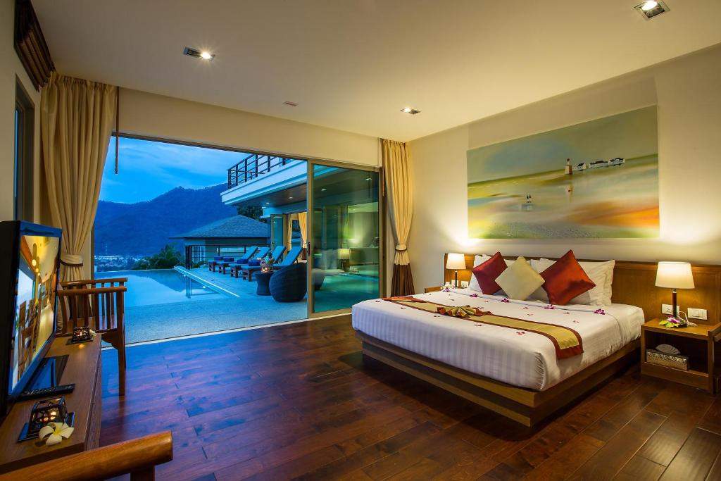 Rent villa Tantawan three bedrooms, Thailand, Phuket, Kamala | Villacarte