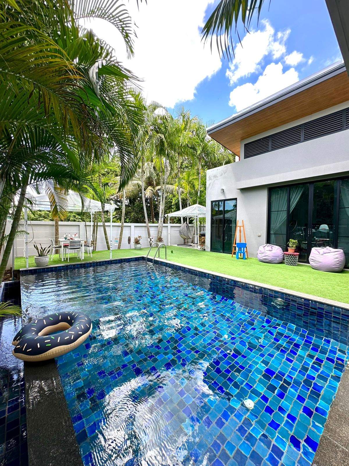 Rent villa Baan-Boondharik BT23, Thailand, Phuket, Nai Harn | Villacarte