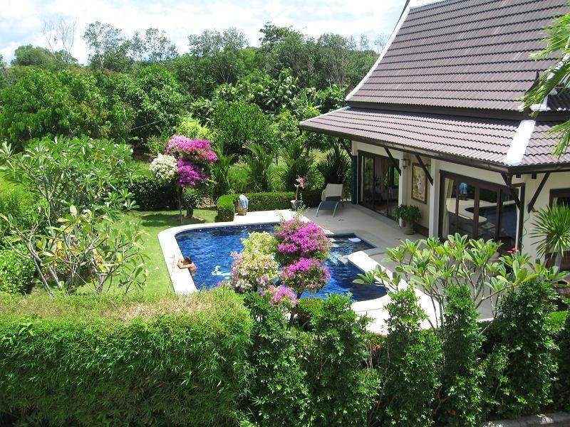 Rent villa Eliza, Thailand, Phuket, Nai Harn | Villacarte