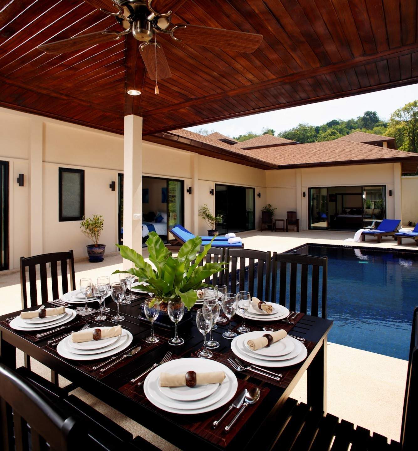Rent villa Louise, Thailand, Phuket, Nai Harn | Villacarte