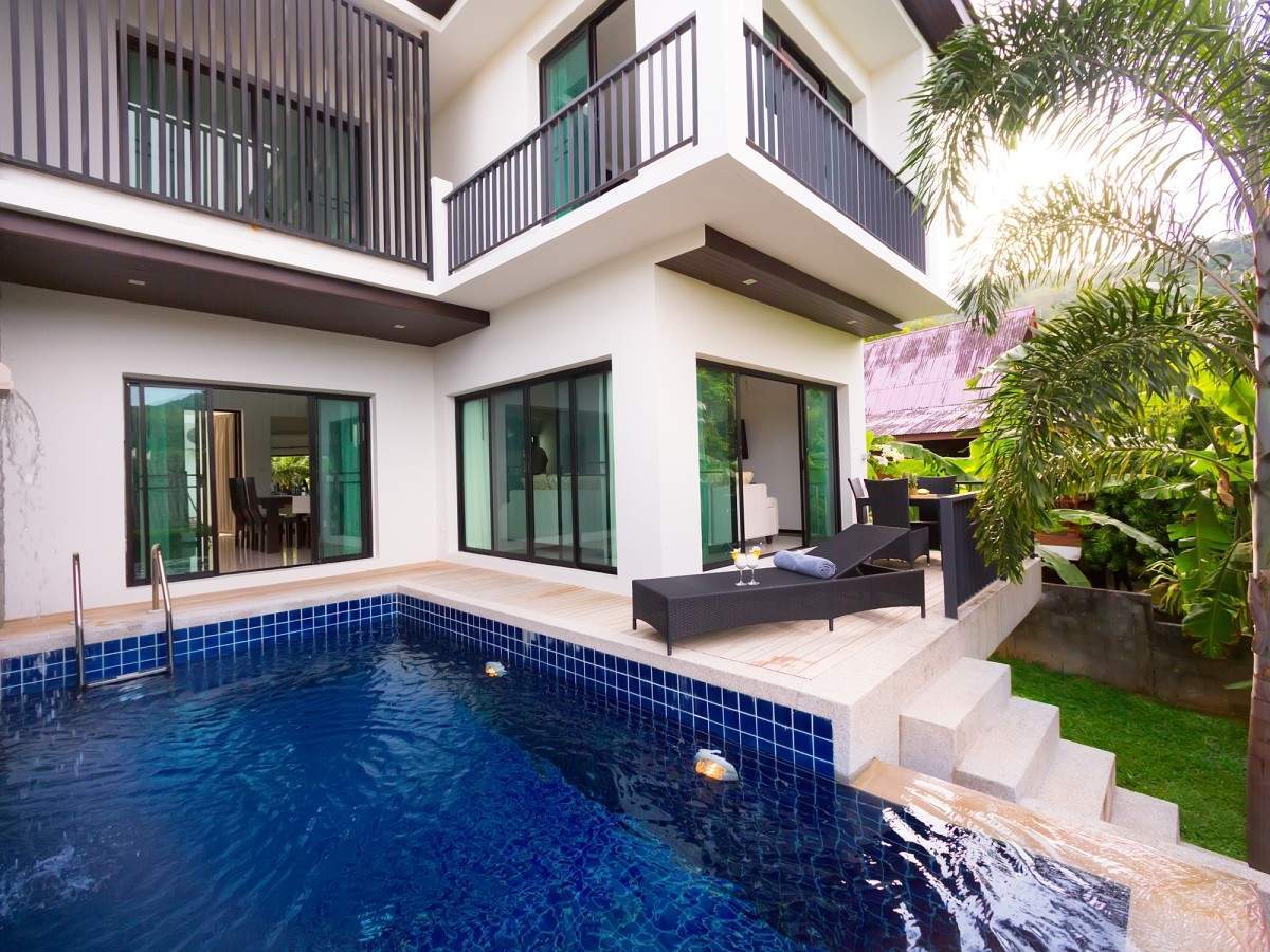 Rent villa EMAUHA, Thailand, Phuket, Nai Harn | Villacarte