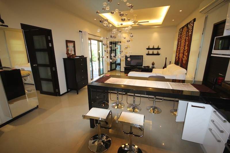 Продажа недвижимости TWO VILLAS KOKYANG 2, Таиланд, Пхукет, Най Харн | Villacarte