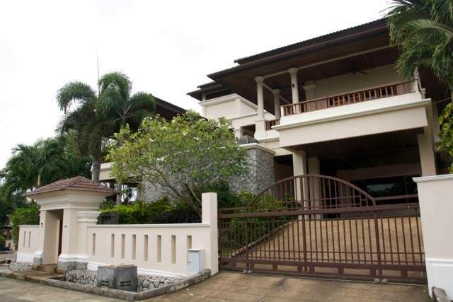 Rent villa Lakewood Hills, Thailand, Phuket, Laguna | Villacarte