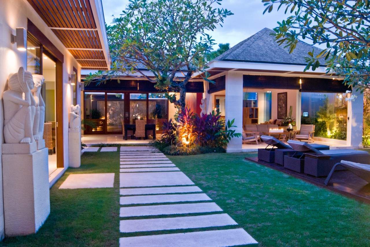 Rent villa Augustina, Indonesia, Bali, Seminjak | Villacarte