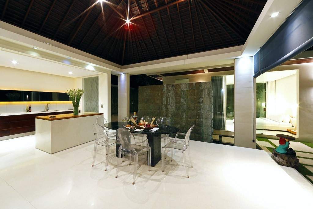 Продажа недвижимости Chandra Bali Villas, Индонезия, Бали, Семиньяк | Villacarte