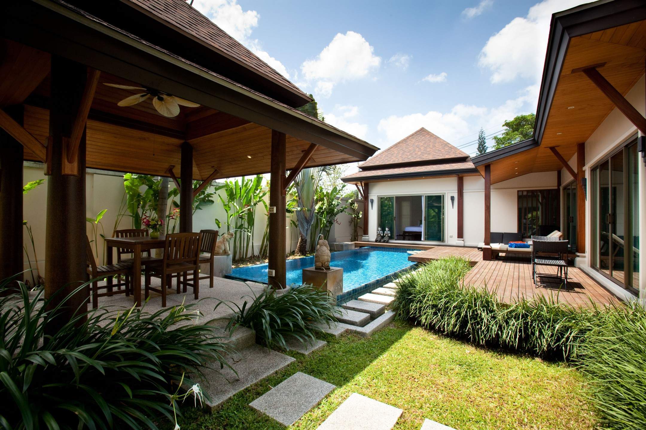 Rent villa Doris, Thailand, Phuket, Nai Harn | Villacarte