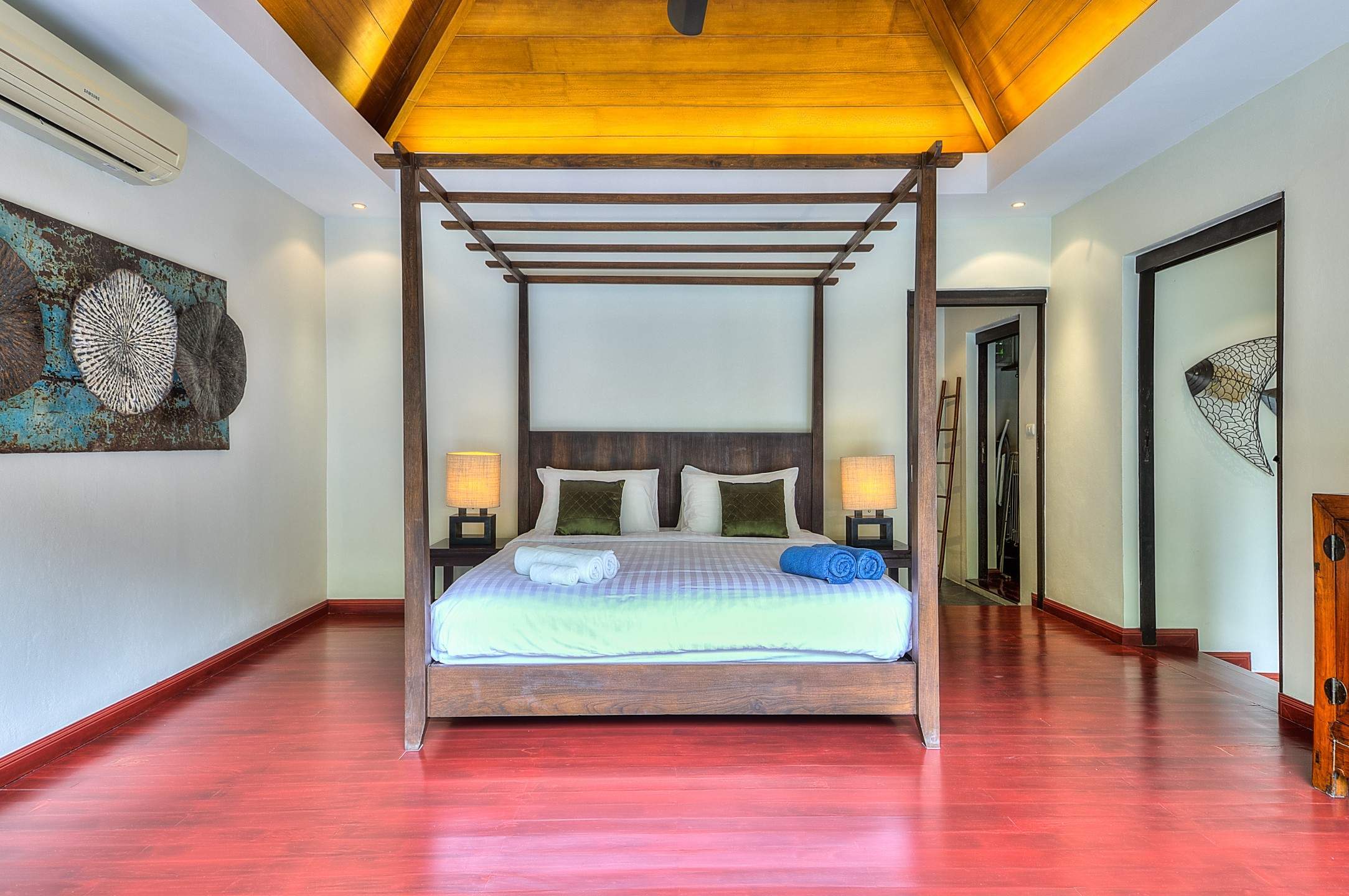 Rent villa Liya, Thailand, Phuket, Nai Harn | Villacarte