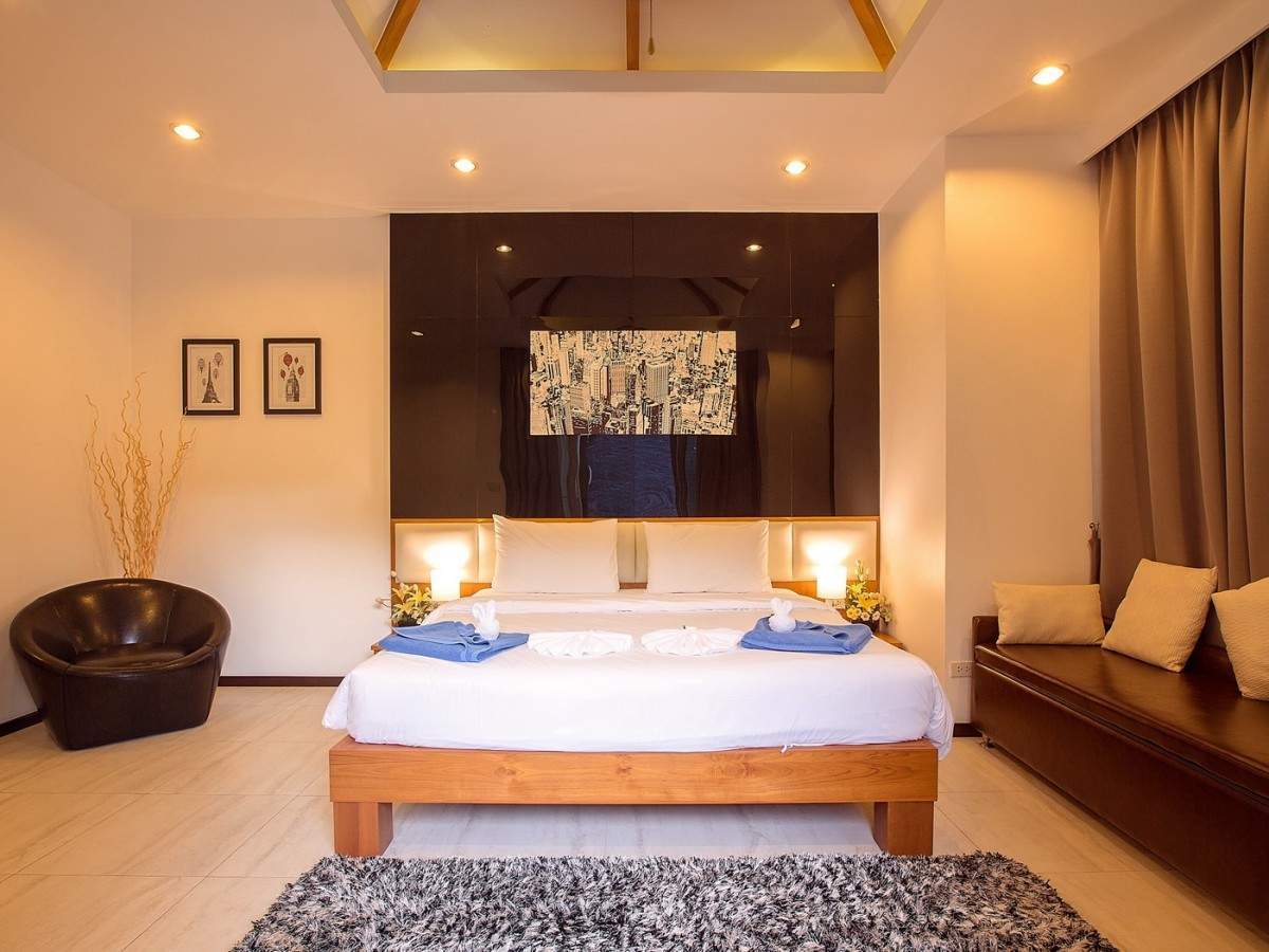 Rent villa Daisy, Thailand, Phuket, Nai Harn | Villacarte