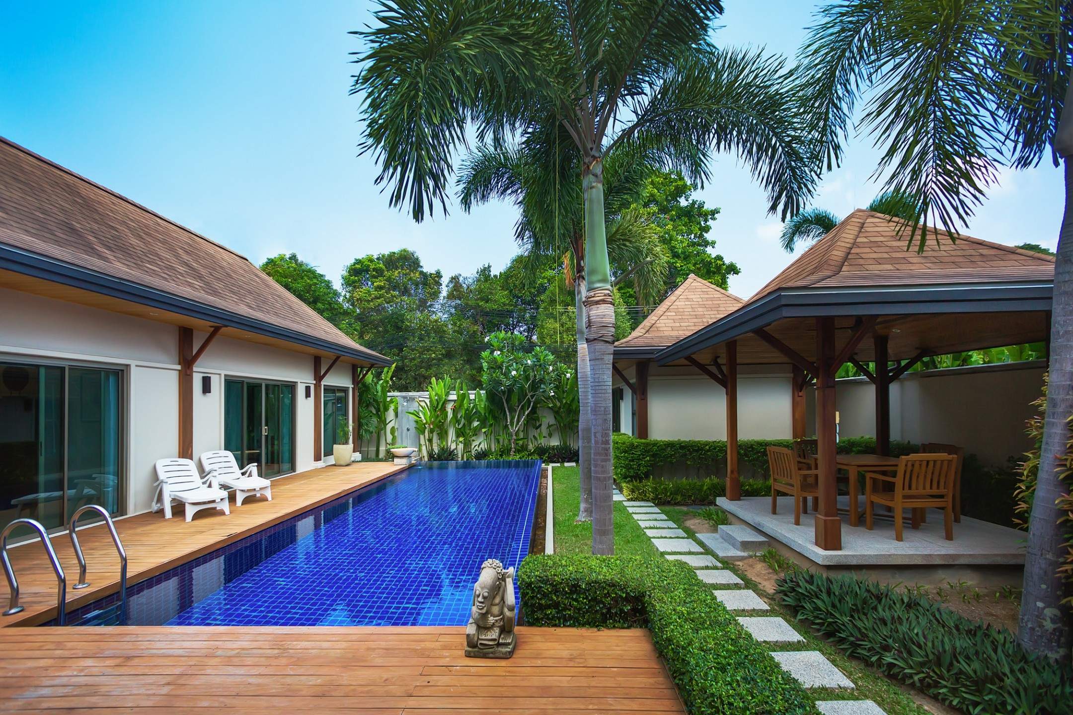 Rent villa Hatiti, Thailand, Phuket, Nai Harn | Villacarte
