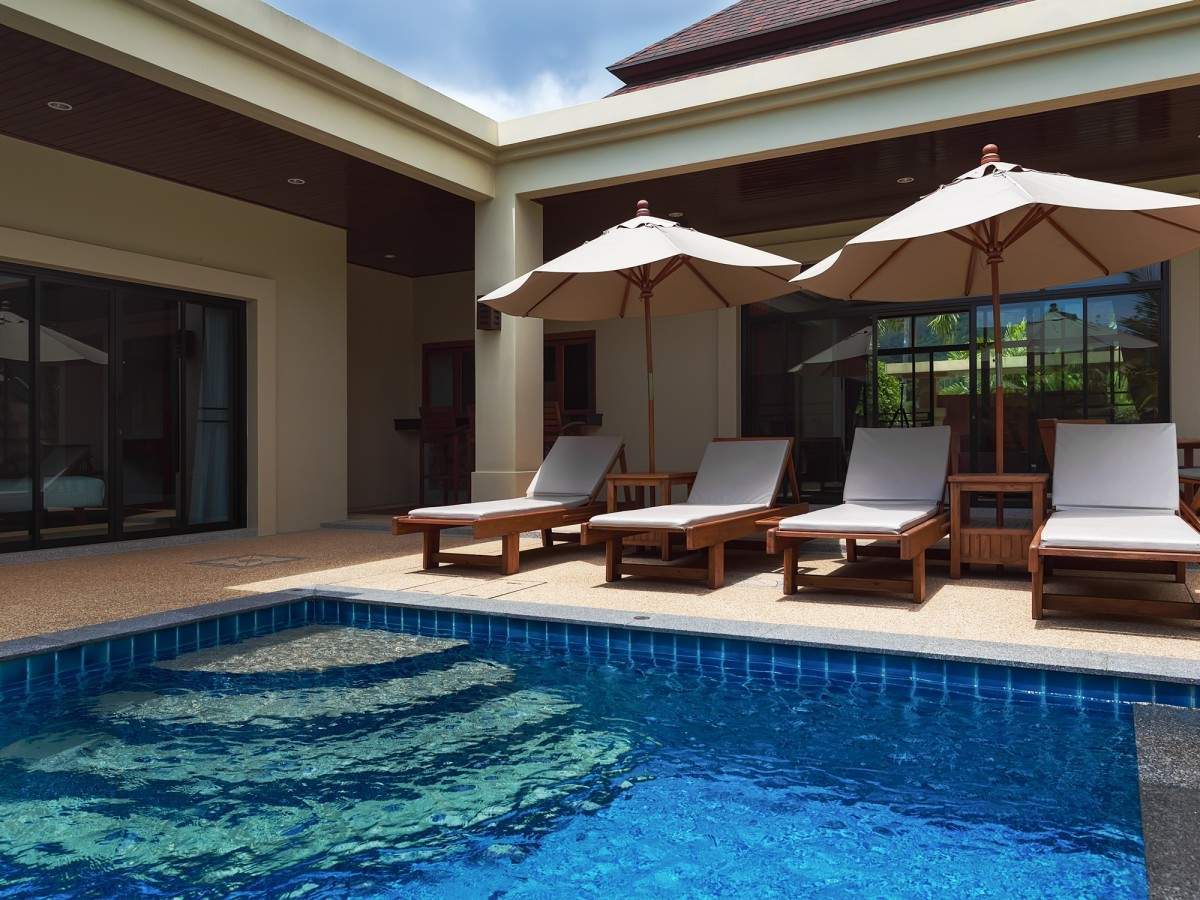 Rent villa Baan Bua Hoata, Thailand, Phuket, Nai Harn | Villacarte