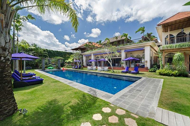 Rent villa Rima, Indonesia, Bali, Seminjak | Villacarte