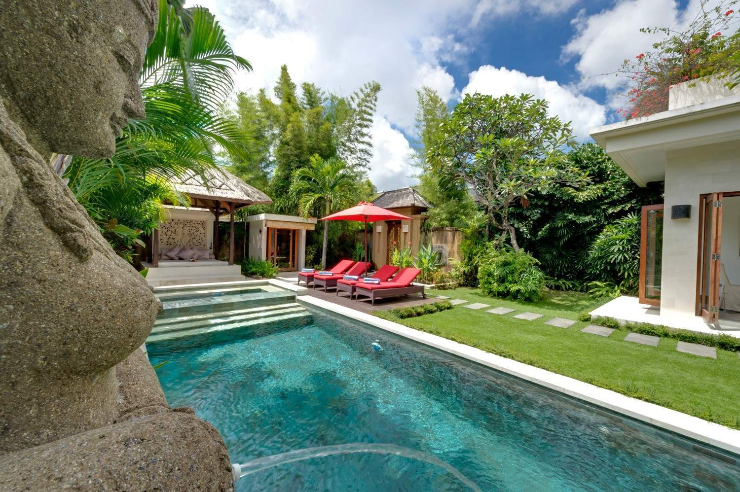 Rent villa Jessica, Indonesia, Bali, Seminjak | Villacarte