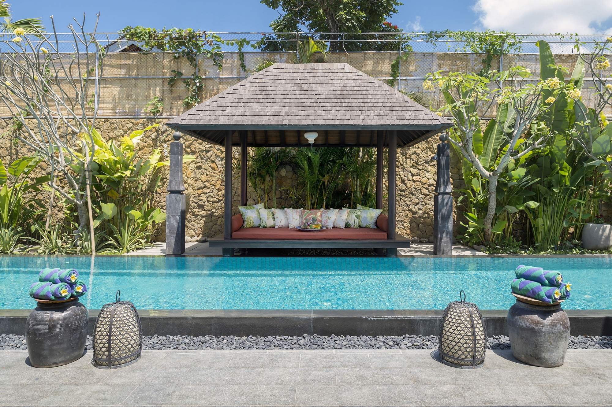 Rent villa Corretta, Indonesia, Bali, Seminjak | Villacarte